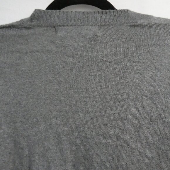 CONTEMPORAINE - Simons Exclusive | small | Grey V-Neck Lightweight Sweater - Picture 10 of 15